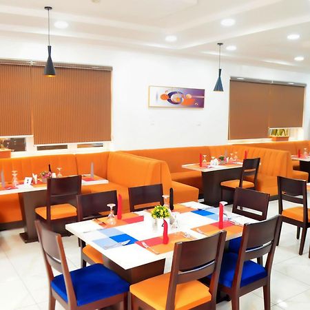 Proxima Centauri Hotel بورت هاركورت المظهر الخارجي الصورة